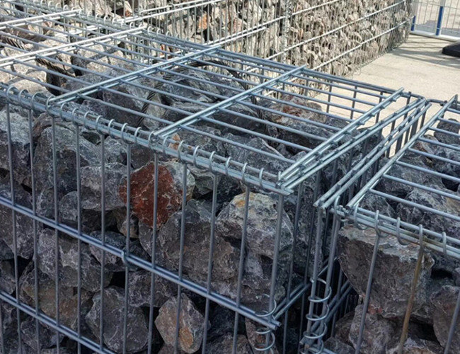 Loch-Metallkäfig-Stützmauer-Küstenlinien-Draht-Zaun Rock Walls 4.5mm Durchmessers 5x10 2