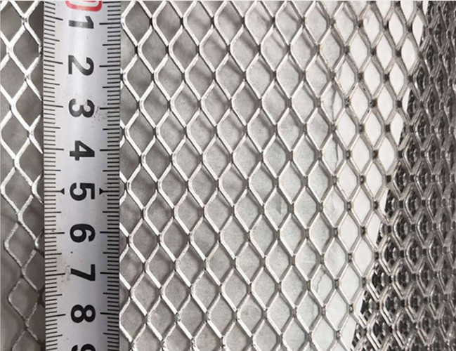 0.7mm 1.25kg/M2 galvanisierten Aluminiumblatt der Streckmetall-Maschen-4x8 0