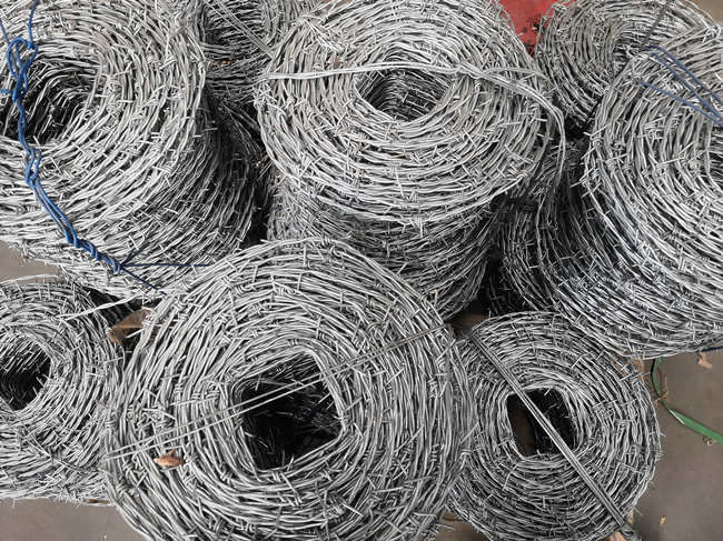 Messgerät 1320 Ft 12-1/2 galvanisierte Stacheldraht 2 Punkt für Farmgard-Dekoration 3