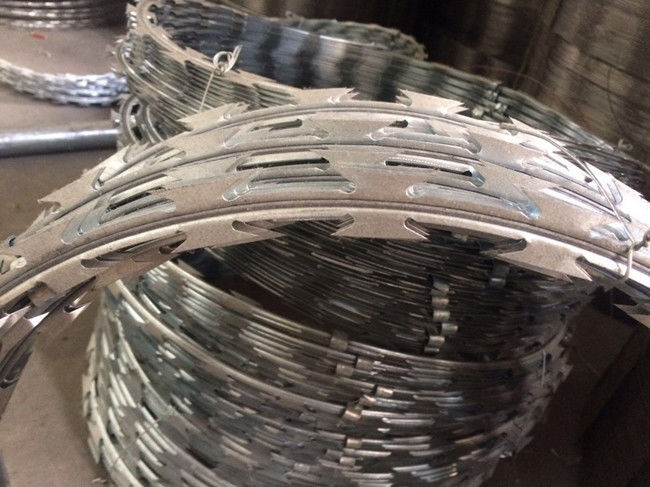 2.5mm des Edelstahl-SS430 korrosions-Band-Zaun Rasiermesser-Draht-HBGB Anti 0