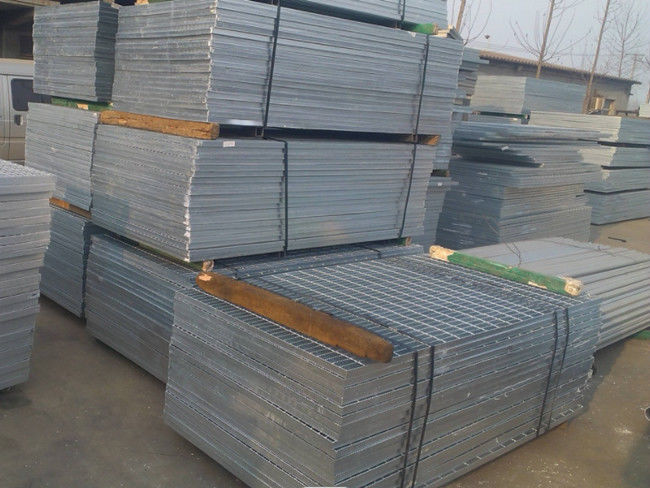 Baumaterial SS304 zackte galvanisierte kratzende Abfluss-Abdeckung 4